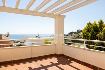 45db525a95f10b4b125906277e192bf9 - 12