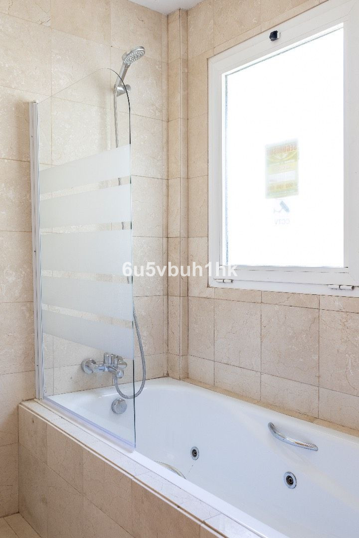 45db525a95f10b4b125906277e192bf9 - 17