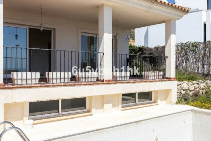 45db525a95f10b4b125906277e192bf9 - 44