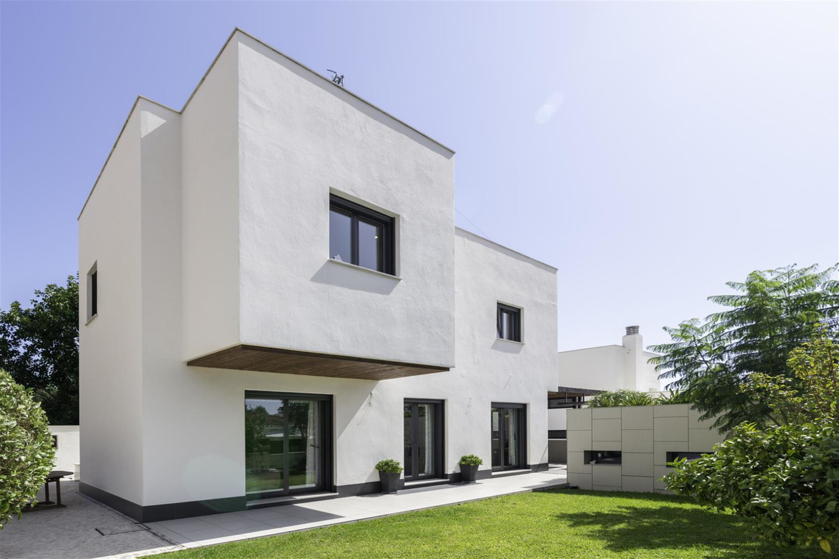 01763a0615635dd8ddc6e825dc345362 - 1