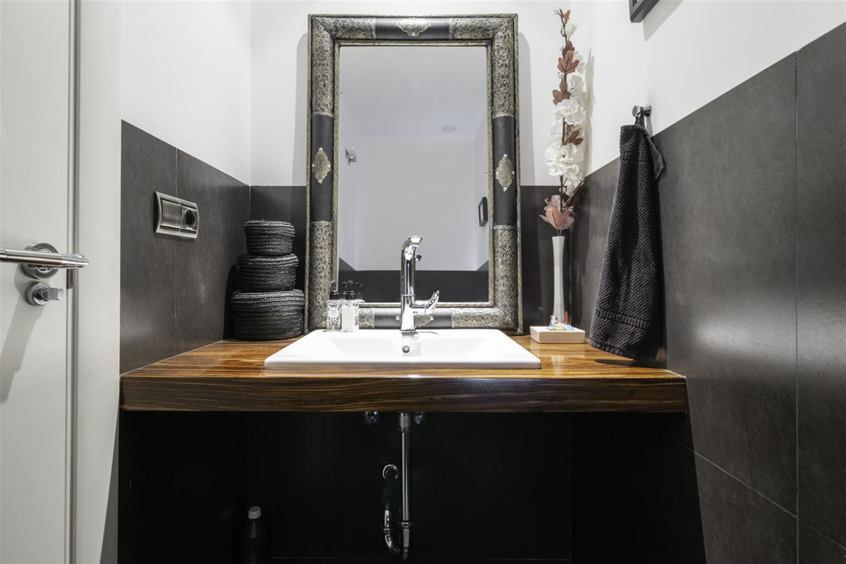 01763a0615635dd8ddc6e825dc345362 - 20