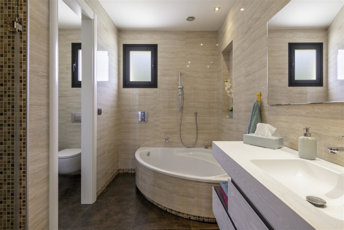 01763a0615635dd8ddc6e825dc345362 - 25