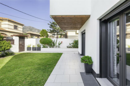 01763a0615635dd8ddc6e825dc345362 - 3