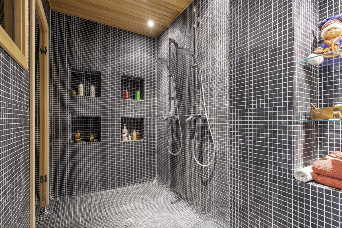 01763a0615635dd8ddc6e825dc345362 - 34