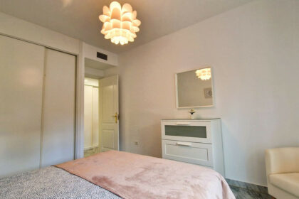 01c0210f8643ded8780846594d92a870 - 17