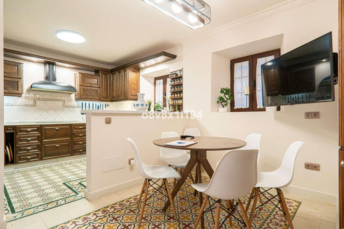 051027d41f4c9acc0f9bf684df8f1115 - 15