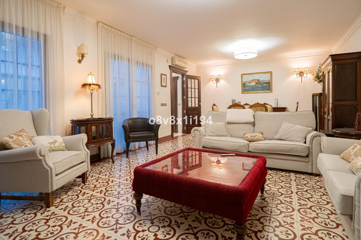 051027d41f4c9acc0f9bf684df8f1115 - 26