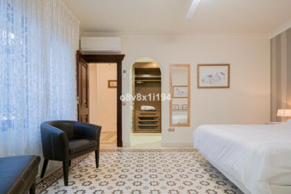 051027d41f4c9acc0f9bf684df8f1115 - 30