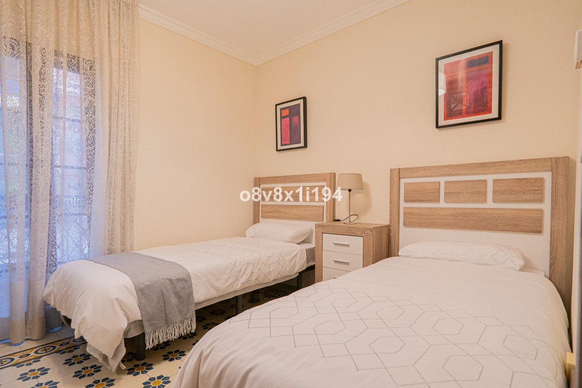 051027d41f4c9acc0f9bf684df8f1115 - 37