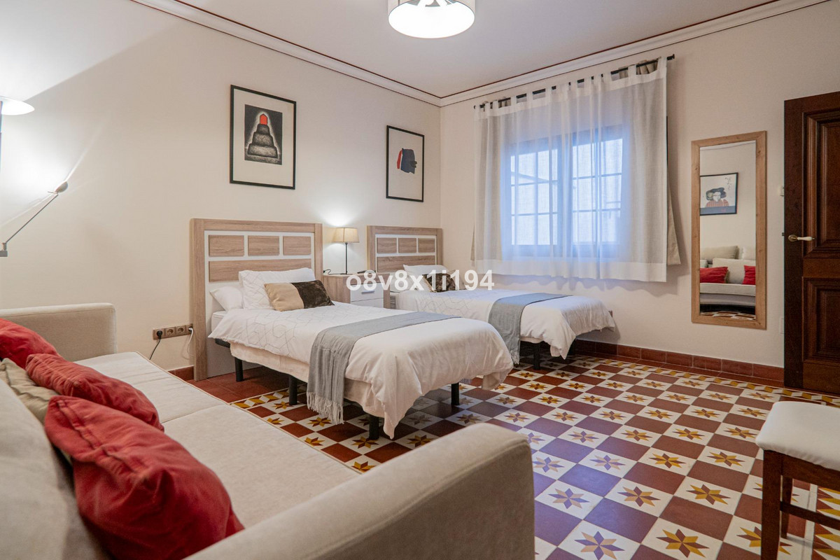 051027d41f4c9acc0f9bf684df8f1115 - 45