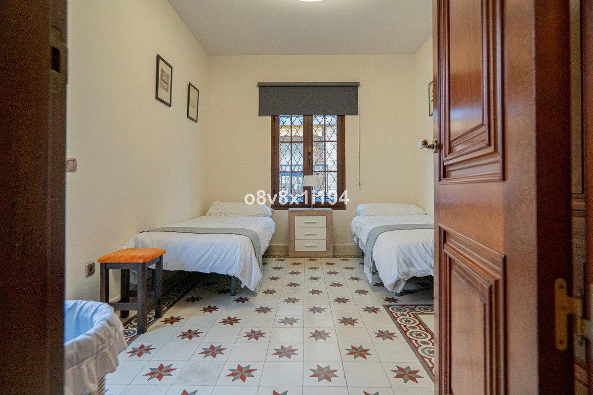 051027d41f4c9acc0f9bf684df8f1115 - 48