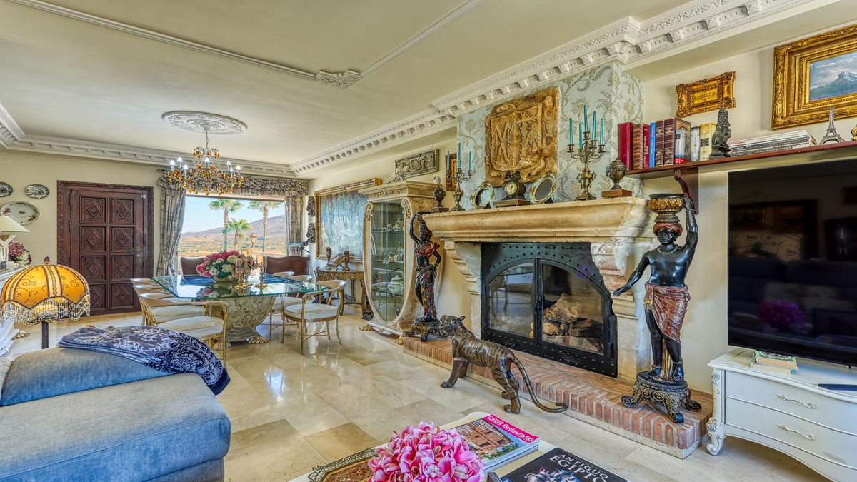 0ee498d7628ab622b9fb644208a146a0 - 12