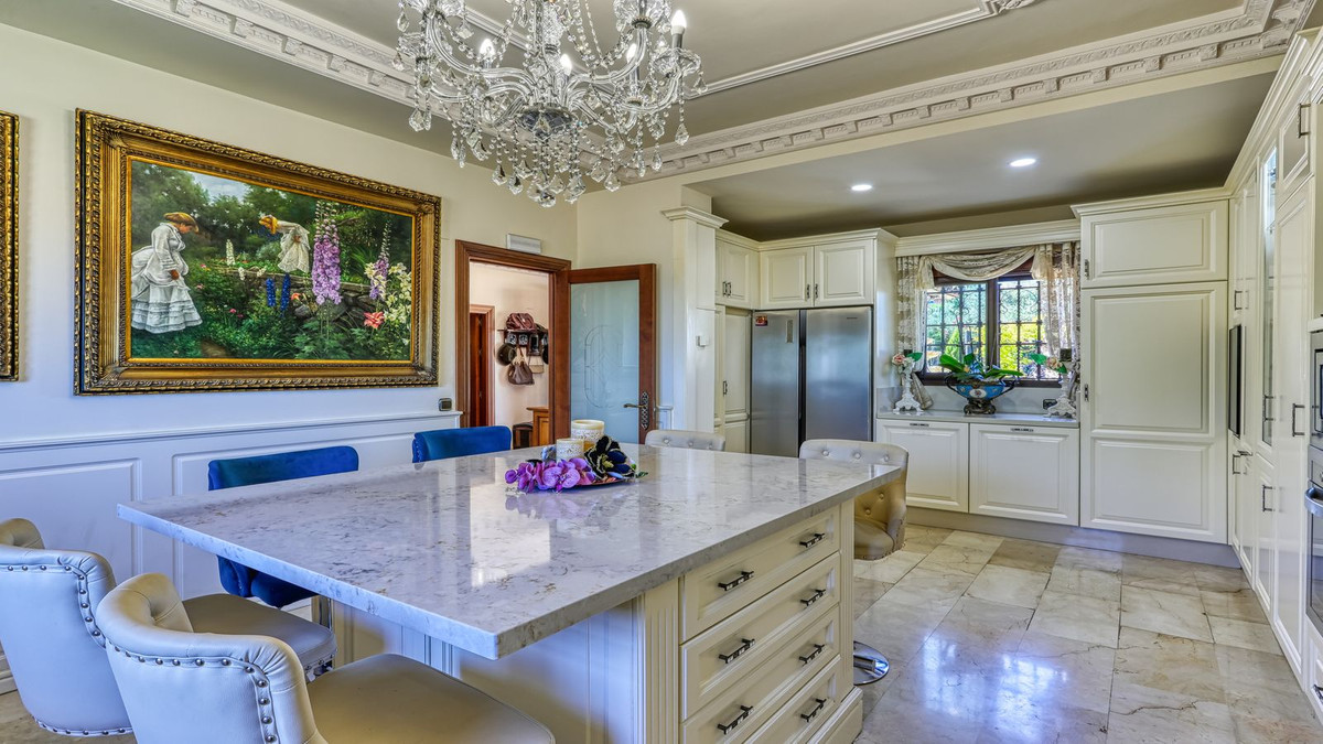 0ee498d7628ab622b9fb644208a146a0 - 15