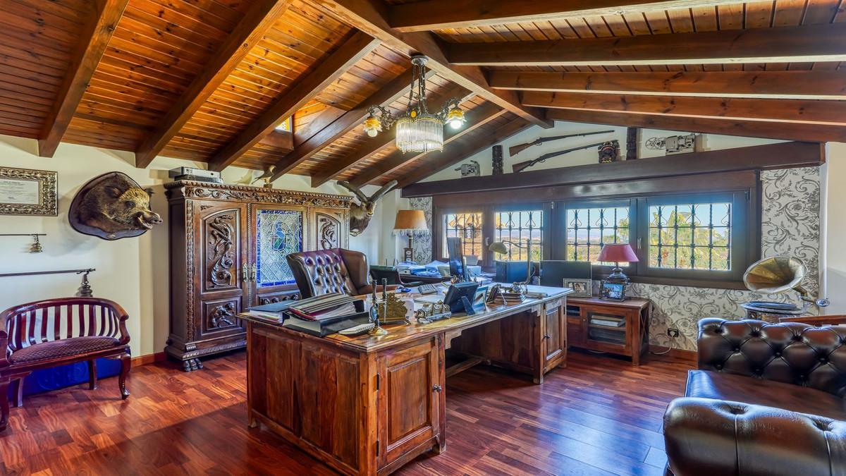 0ee498d7628ab622b9fb644208a146a0 - 16