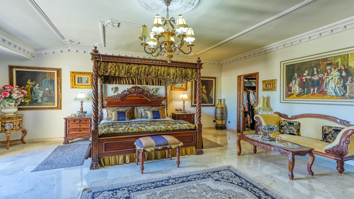 0ee498d7628ab622b9fb644208a146a0 - 17