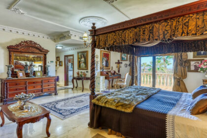 0ee498d7628ab622b9fb644208a146a0 - 18