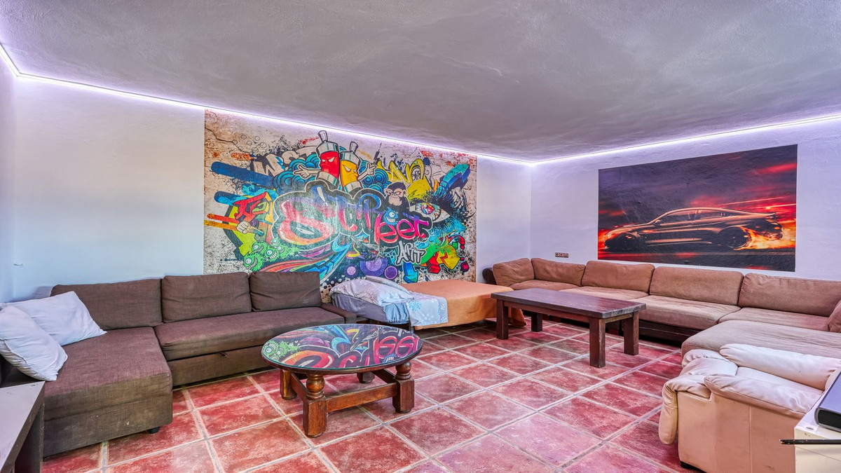 0ee498d7628ab622b9fb644208a146a0 - 31