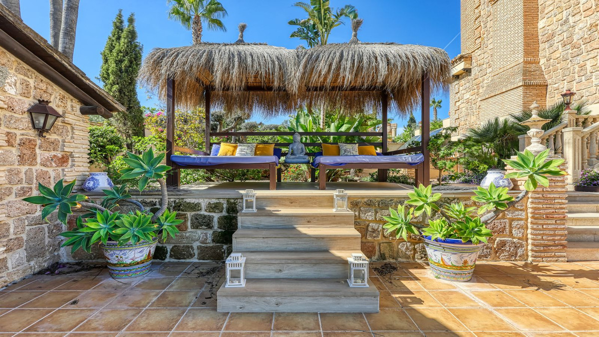 0ee498d7628ab622b9fb644208a146a0 - 37