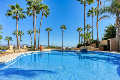 0ee498d7628ab622b9fb644208a146a0 - 50