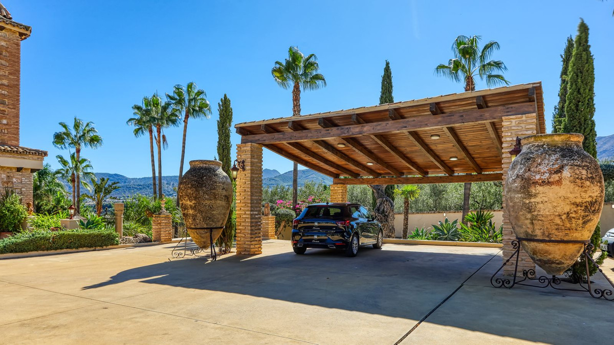 0ee498d7628ab622b9fb644208a146a0 - 53