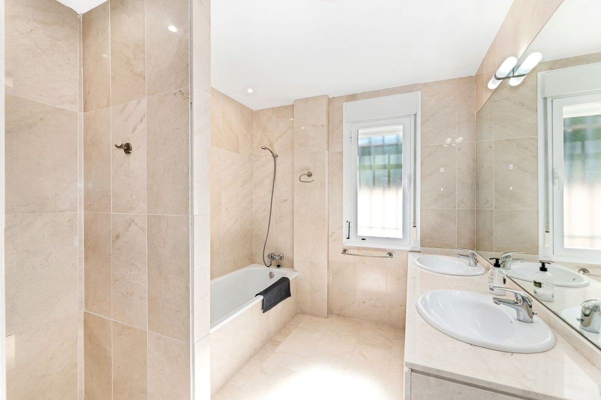 119580e19ed5d62505504553da89bcfc - 15