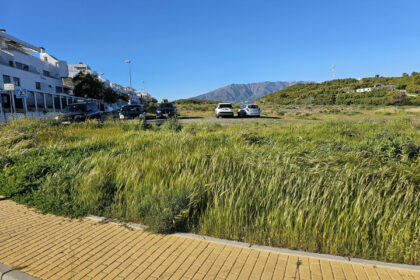 11d9bd0e660c03b9c4bfd30c4f0119a4 - 9