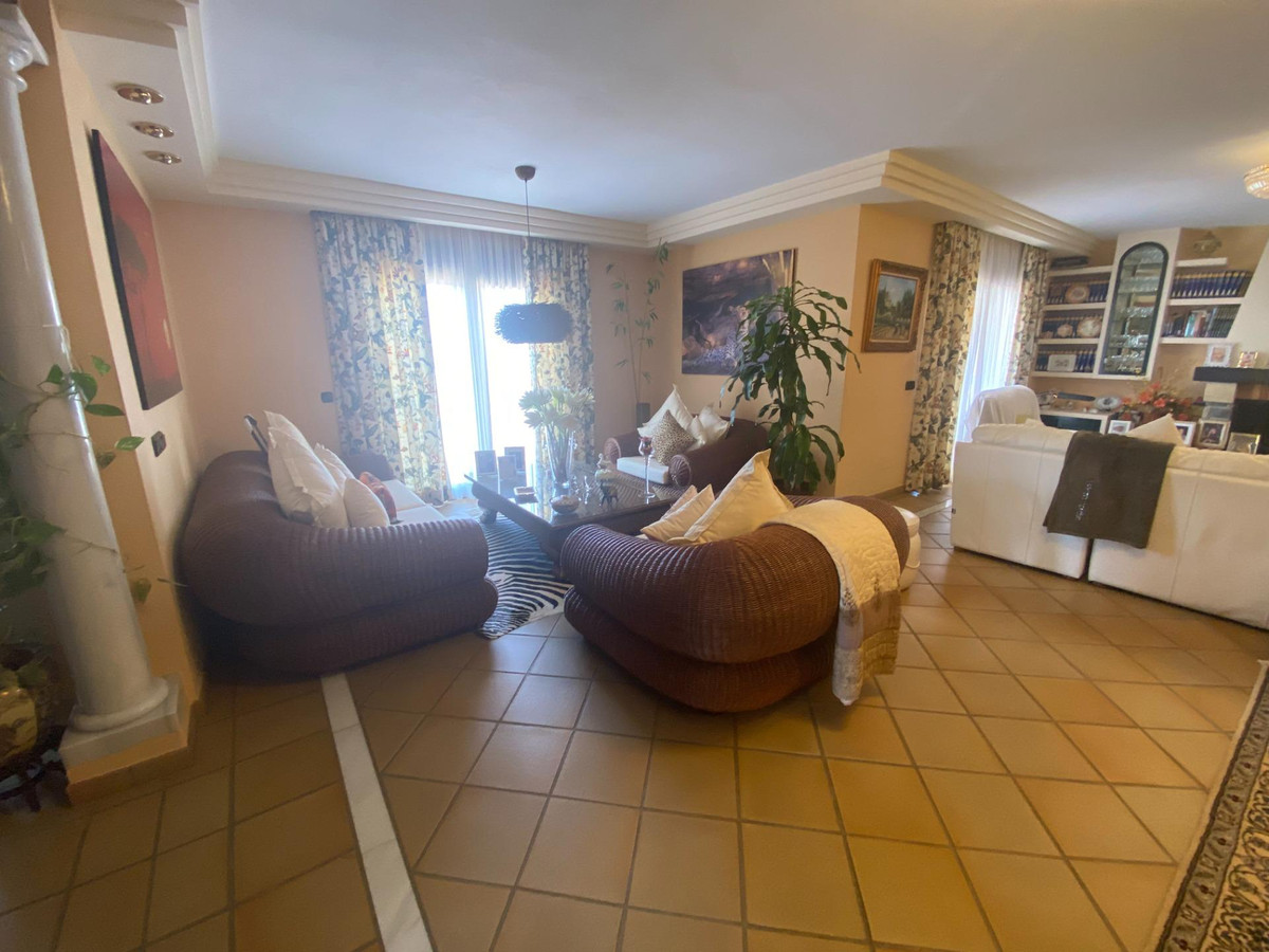 1373e019df227c457480c445aee38d9e - 25