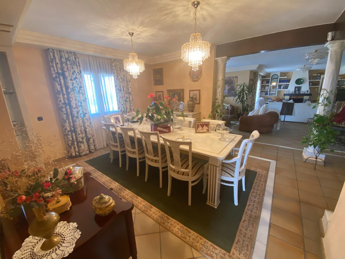 1373e019df227c457480c445aee38d9e - 26