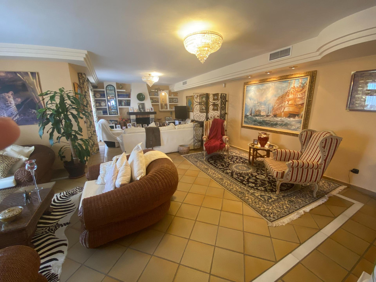 1373e019df227c457480c445aee38d9e - 29