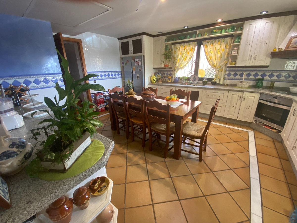 1373e019df227c457480c445aee38d9e - 31