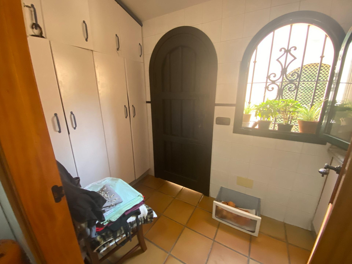 1373e019df227c457480c445aee38d9e - 34