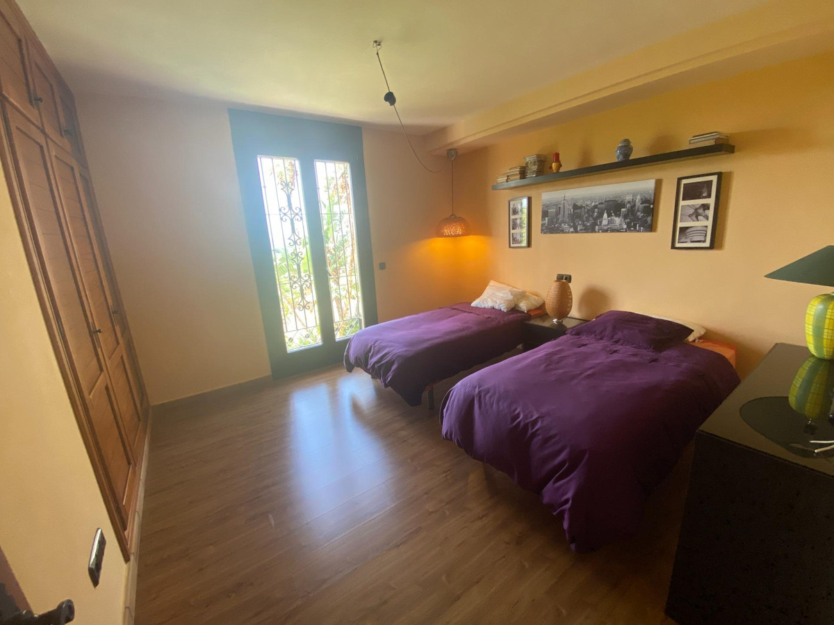 1373e019df227c457480c445aee38d9e - 42