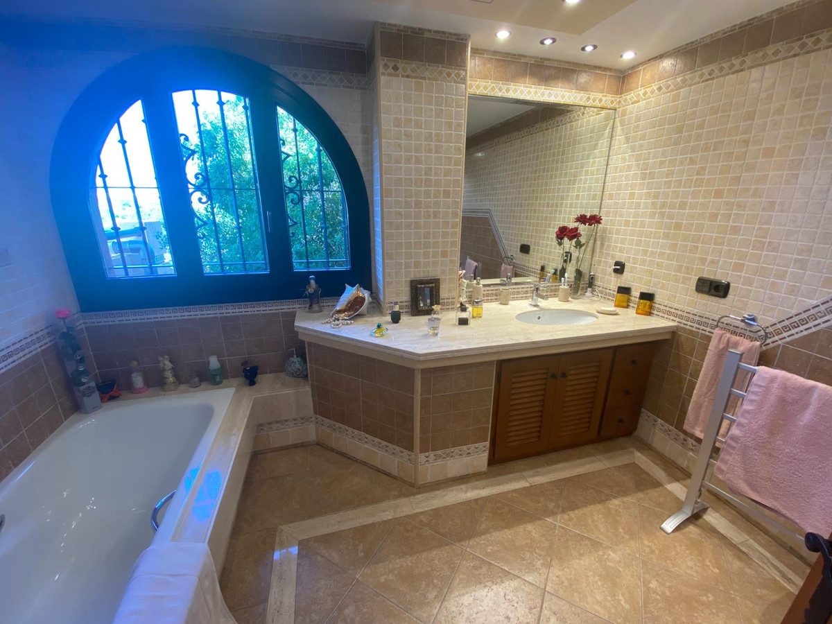 1373e019df227c457480c445aee38d9e - 43