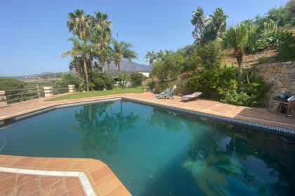 1373e019df227c457480c445aee38d9e - 5