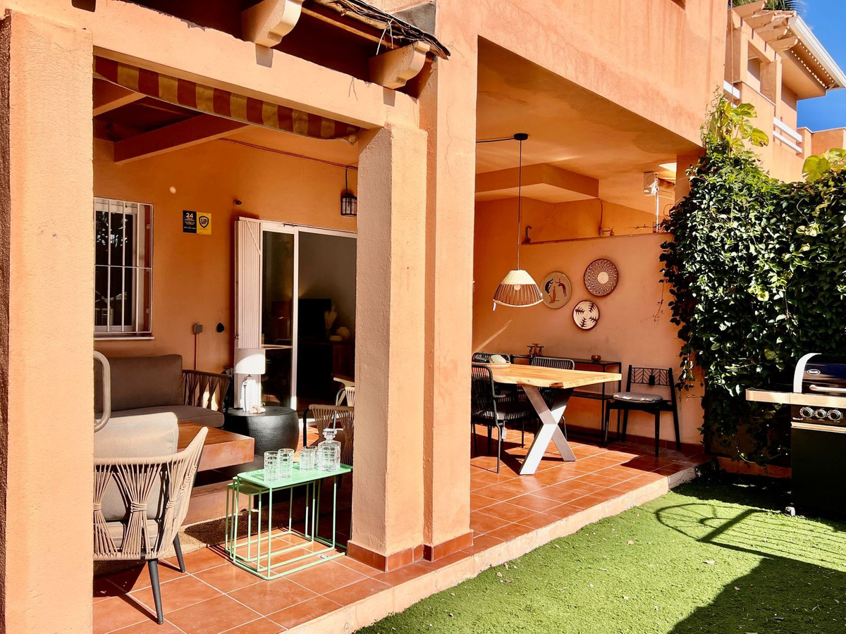 20725604ac6ff58b51a0bc677f4e7079 - 12