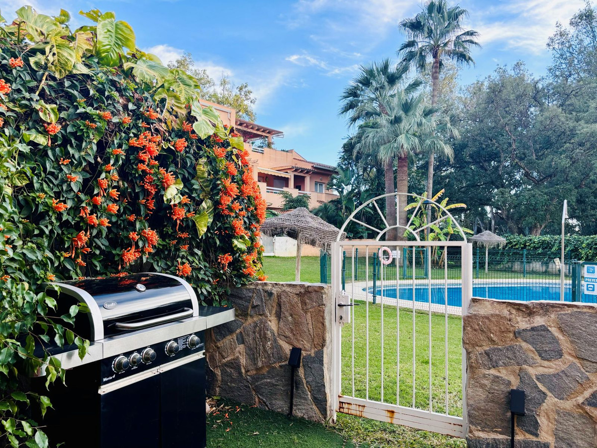 20725604ac6ff58b51a0bc677f4e7079 - 13