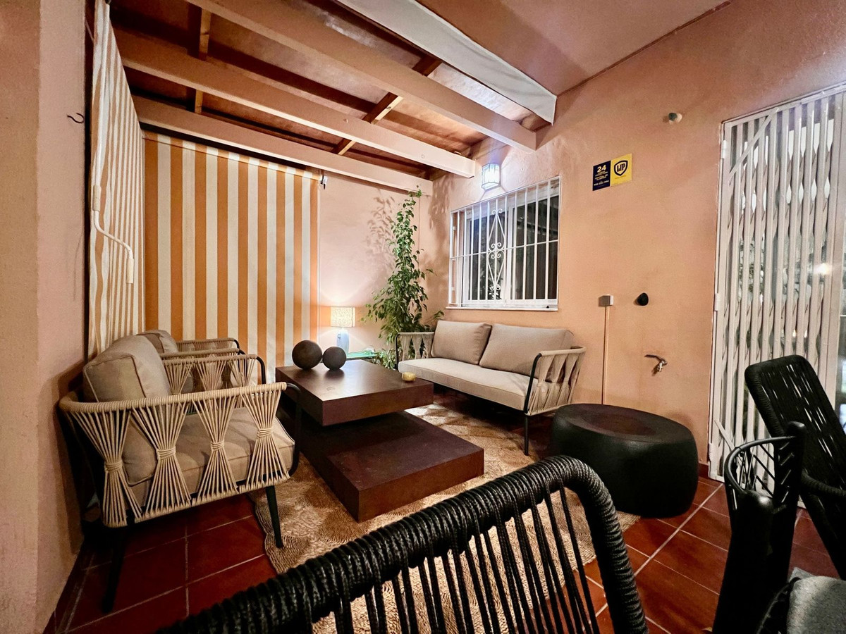 20725604ac6ff58b51a0bc677f4e7079 - 14