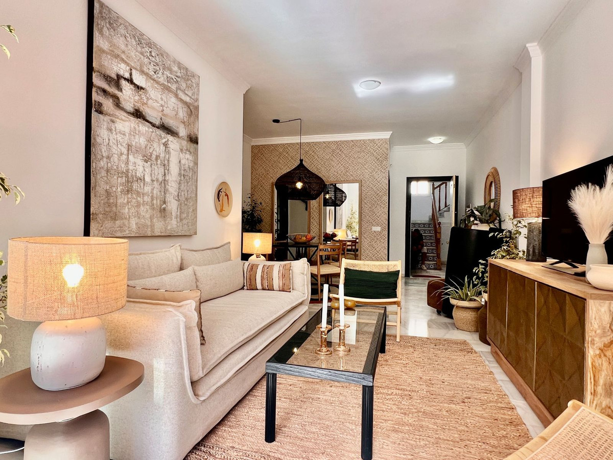 20725604ac6ff58b51a0bc677f4e7079 - 6