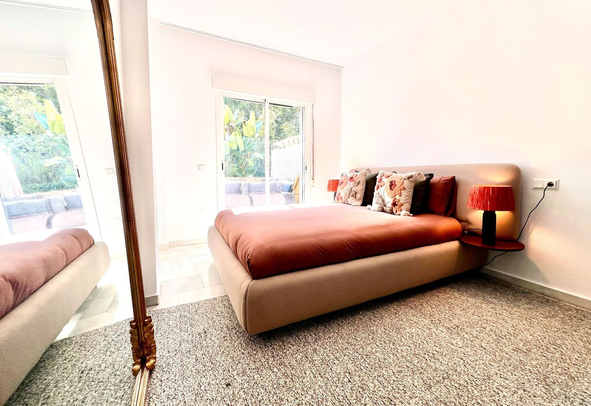 20725604ac6ff58b51a0bc677f4e7079 - 9