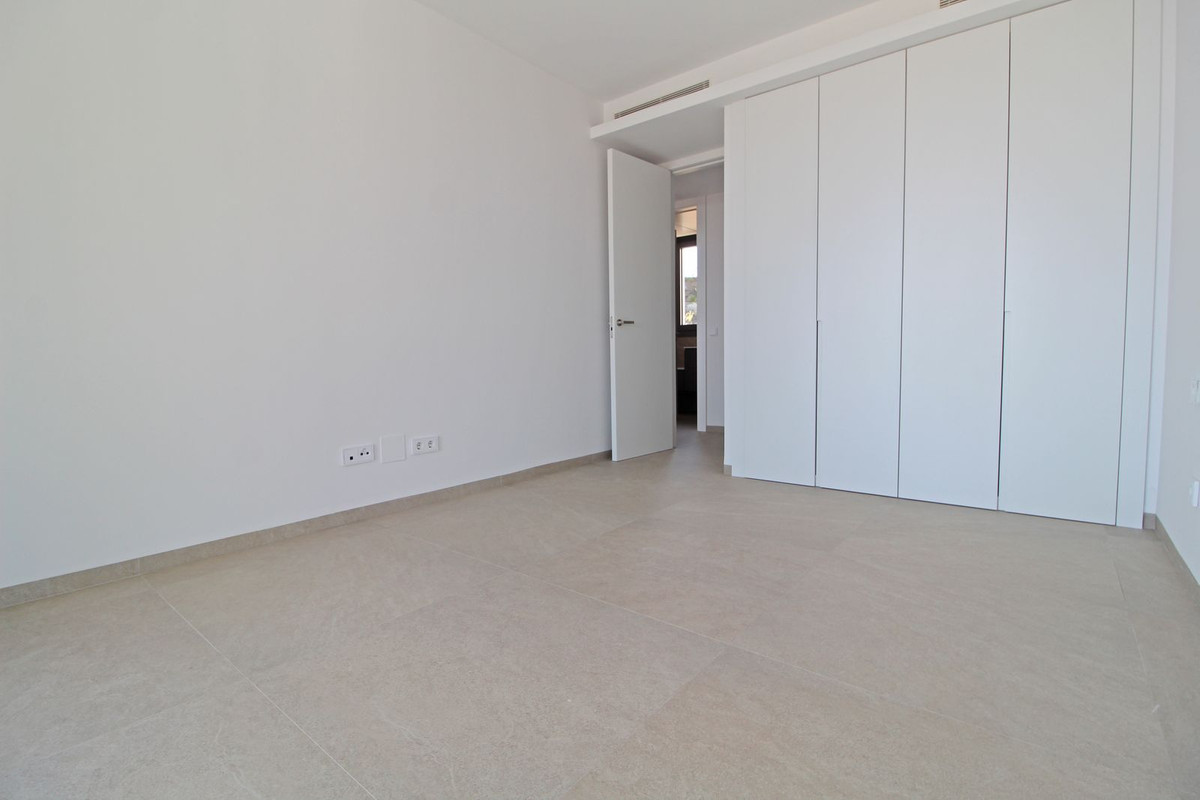 26a1ebd5d0d07210eeb0d37b4d063b24 - 16