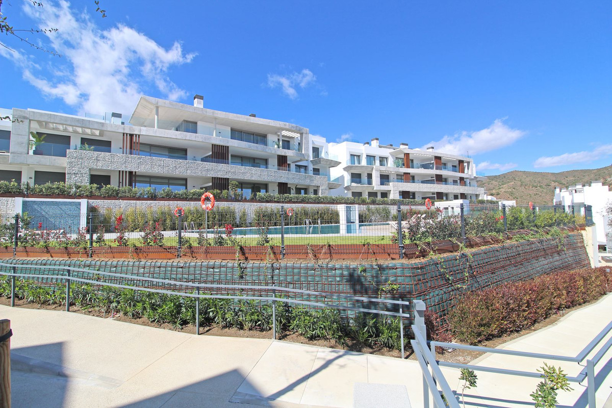 26a1ebd5d0d07210eeb0d37b4d063b24 - 23