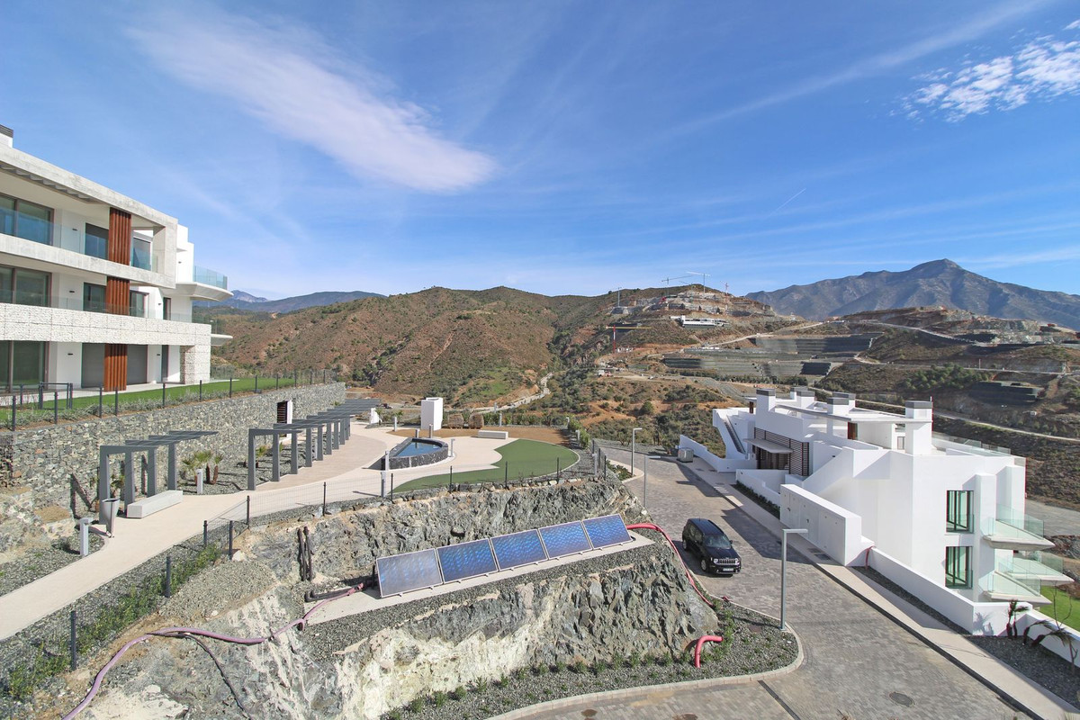 26a1ebd5d0d07210eeb0d37b4d063b24 - 7