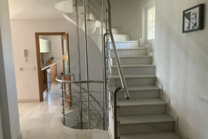 2748fd910672d9d739468905cc33d231 - 10