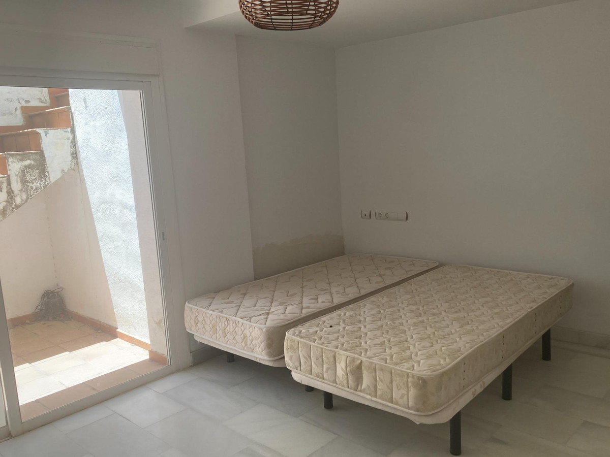 2748fd910672d9d739468905cc33d231 - 16