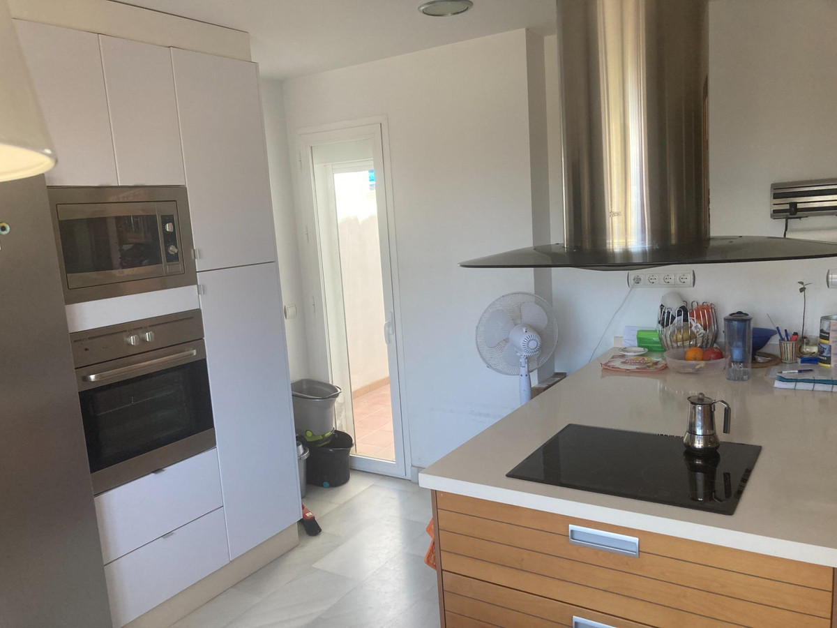 2748fd910672d9d739468905cc33d231 - 25