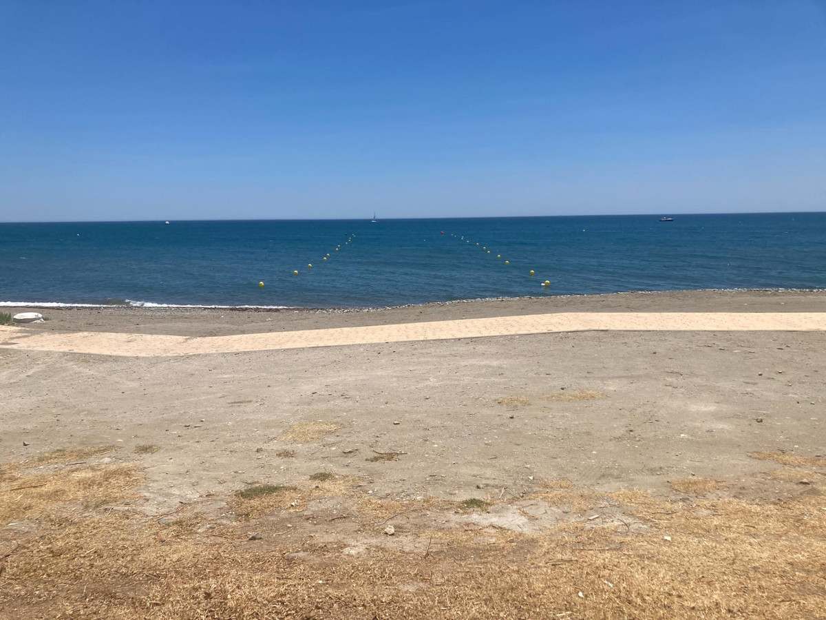 2748fd910672d9d739468905cc33d231 - 34