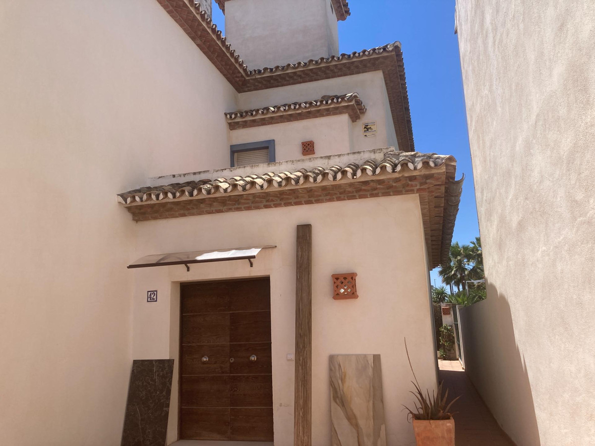 2748fd910672d9d739468905cc33d231 - 40