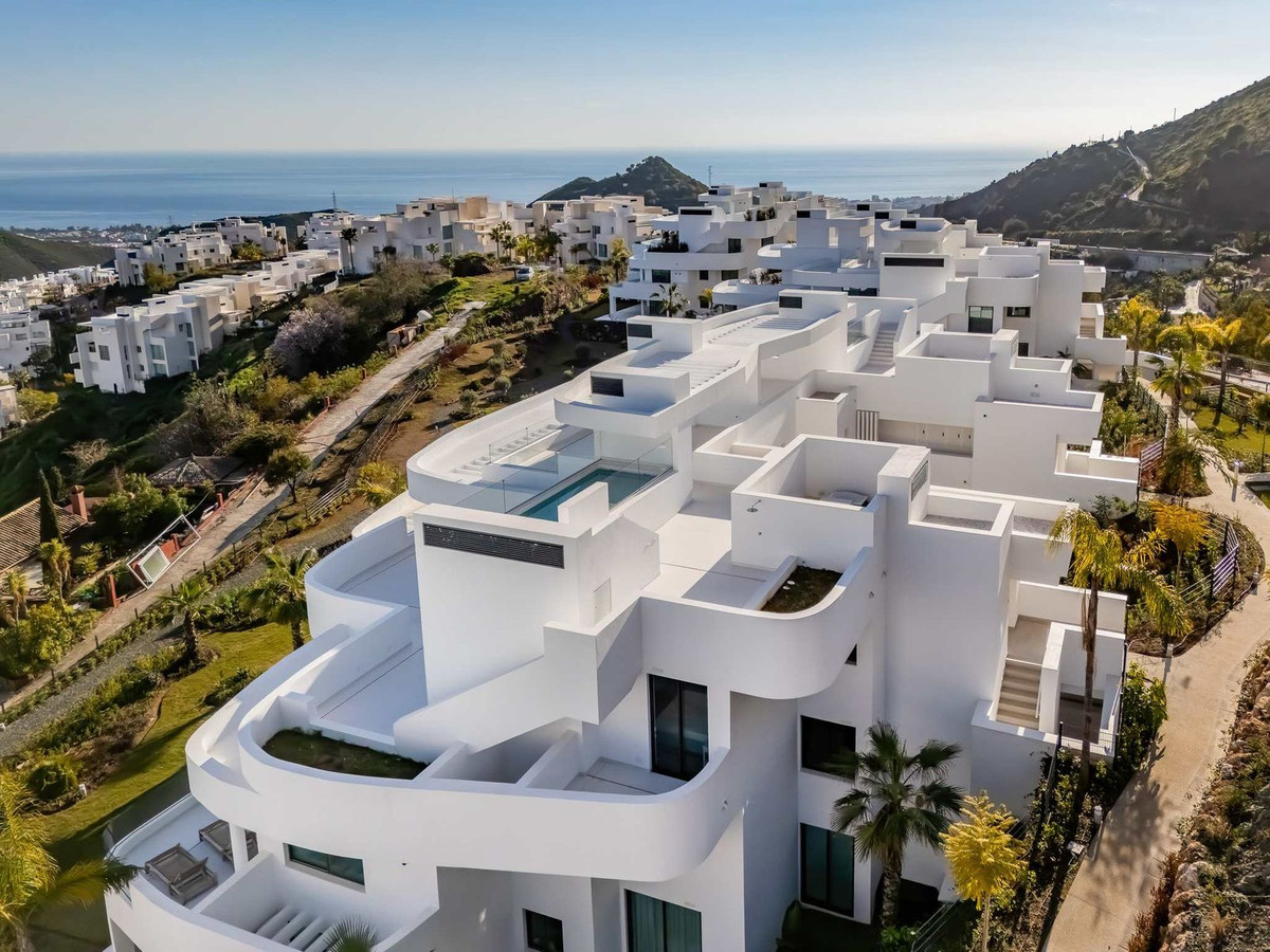 2da6e27e53676d6811098a66d9298466 - 21