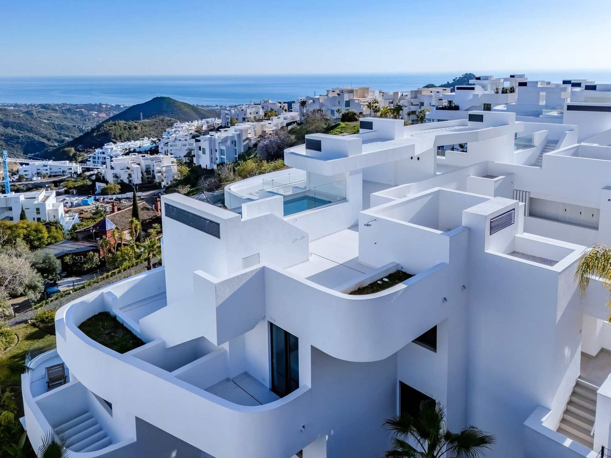 2da6e27e53676d6811098a66d9298466 - 22