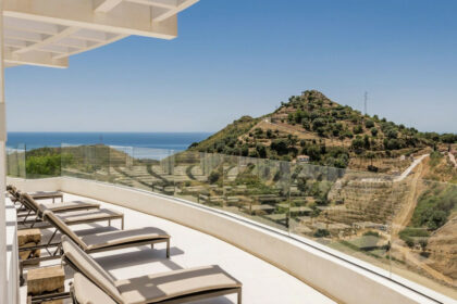 2da6e27e53676d6811098a66d9298466 - 23